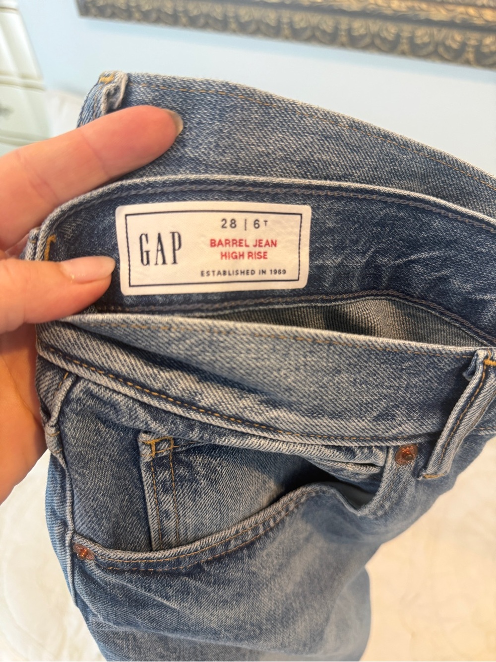 GAP Barrel High-Rise Bootcut Jeans in Light Blue Wash